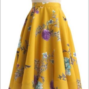 Iconic ModCloth yellow satin floral circle skirt! 2X, NWOT